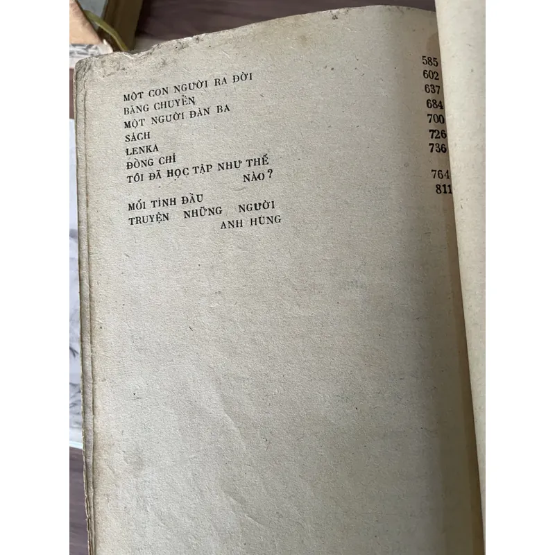 Truyện ngắn Gorki - hơn 800 trang  705098