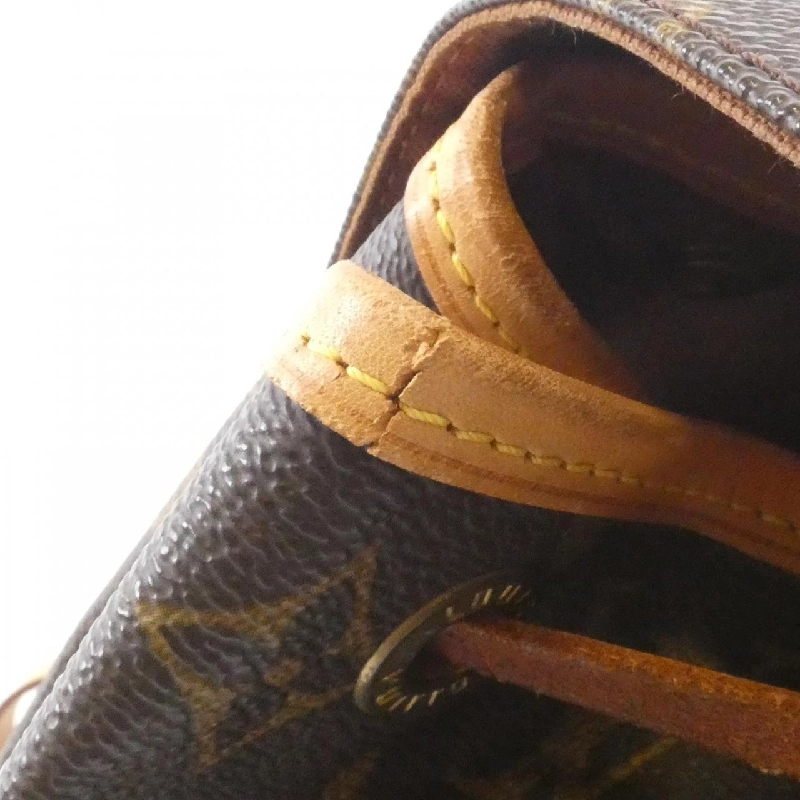 Ba lô Louis Vuitton Monogram Montsouris MM M51136 609894