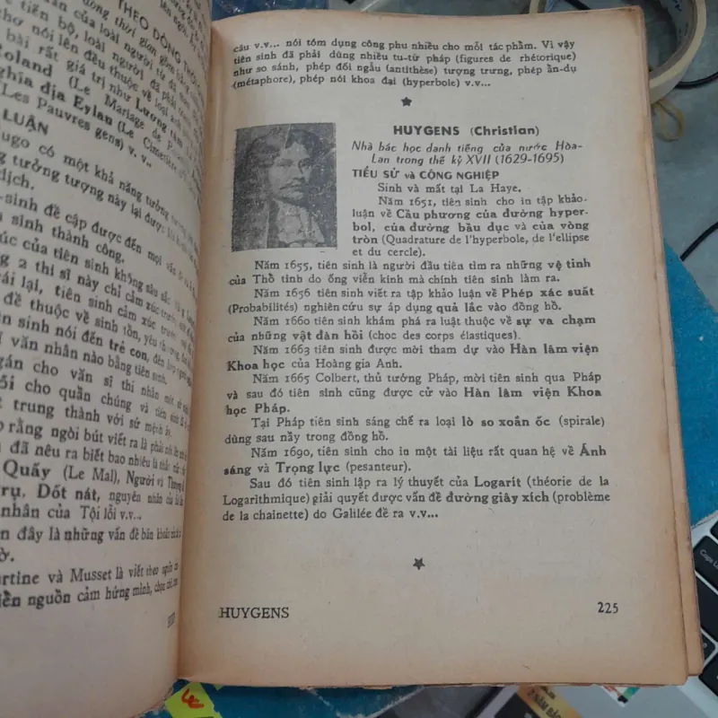 TỰ ĐIỂN DANH NHÂN THẾ GIỚI CẦN BIẾT - TRỊNH CHUYẾT 778646