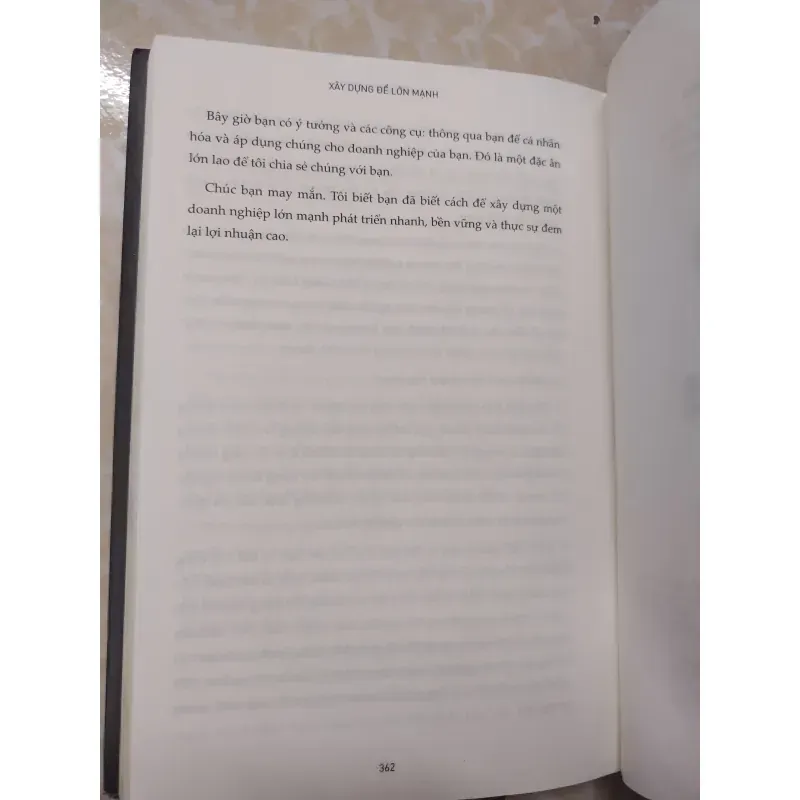 Sách: Xây dựng để lớn mạnh - TG: Royston Guest (Bìa cứng) 932379