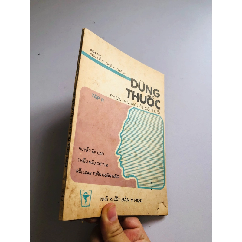 DÙNG THUỐC PHỤC VỤ NGƯỜI CÓ TUỔI  531197