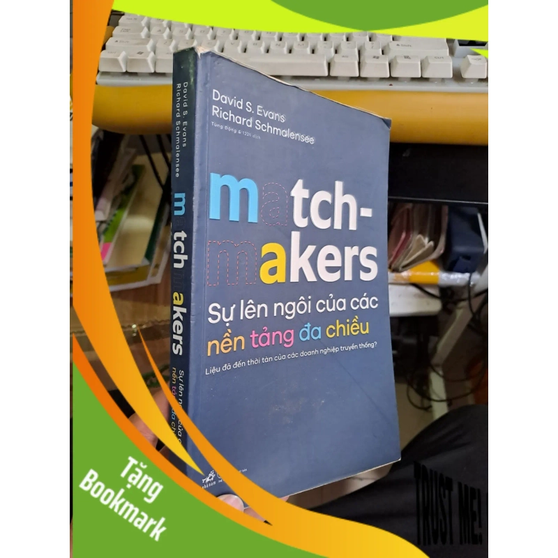 (TẶNG BOOKMARK) Sự lên ngôi của các nền tảng đa chiều mới 80% ố cong góc 2019 MARKETING KINH DOANH RBK1709 952049