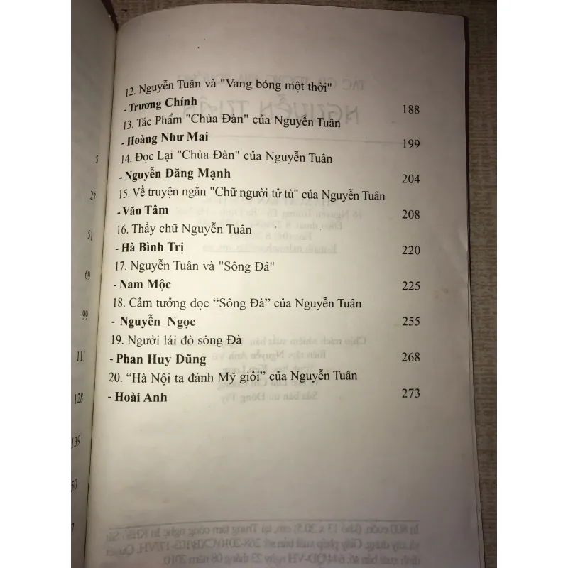 Tác phẩm trong nhà trường Nguyễn Tuân - NXB Văn Học 934866