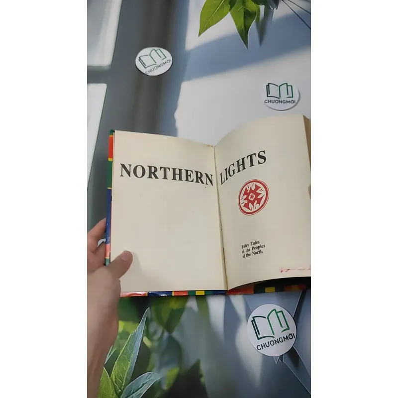[MIỄN PHÍ BỌC SÁCH] [XƯA] Northern Lights (1980) 990449