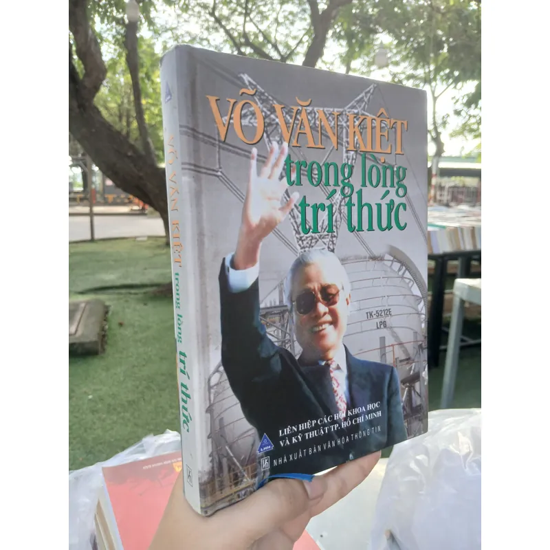 VÕ VĂN KIỆT TRONG LÒNG TRÍ THỨC  731494