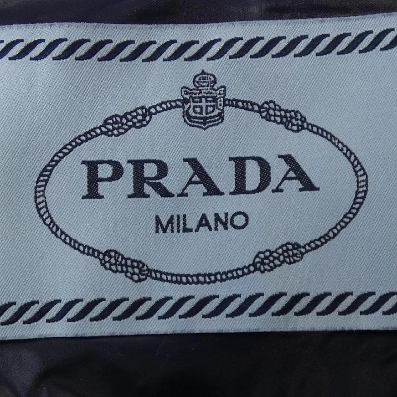 Áo khoác lông vũ PRADA với logo hình tam giác 290796 R212 AR0 - Hàng hiệu Chính hãng 818287