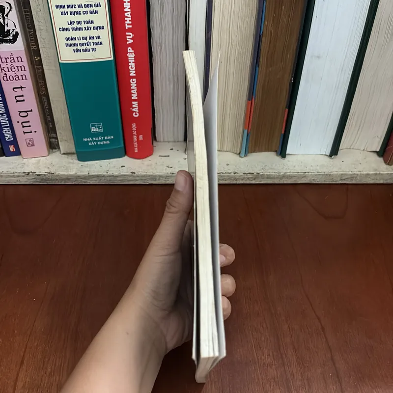 II Tựa Sách: Bí Quyết Chọn Và Nuôi Gà Đá - Xuân Tùng - 2010 607594