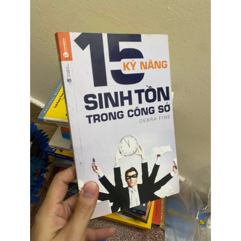 Sách 15 kỹ năng sinh tồn trong công sở 312056