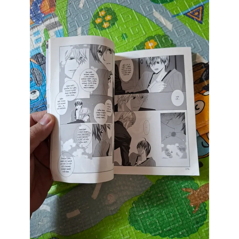 Hẹn nhau ở Hoa Vũ Tiểu Chi 1021250