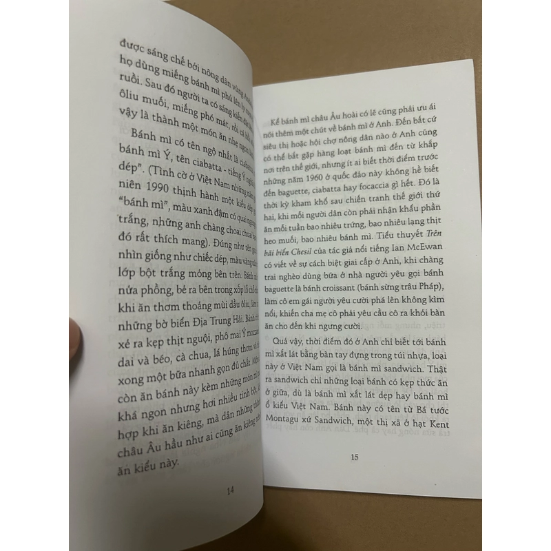 Bán mì thơm, cà phê đắng 494875