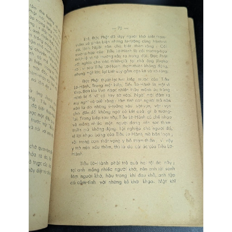 Chúa và phật - C.jinarajadasa ( dịch giả Nguyễn Văn Hai ) 366686