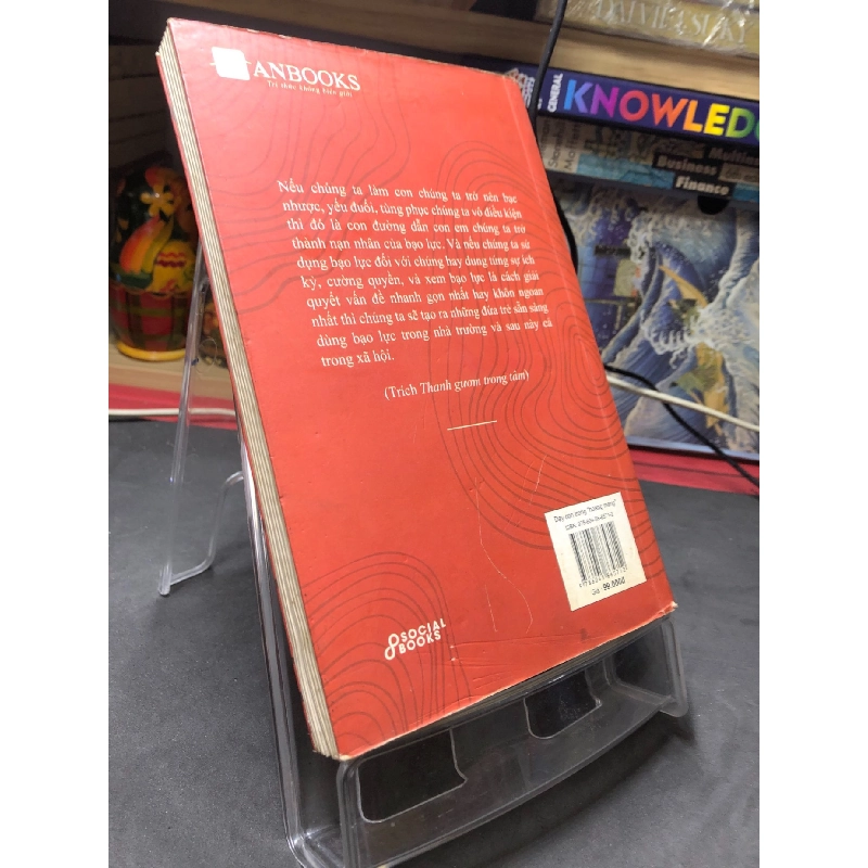 Dạy con trong hoang mang mới 70% tróc hình tiêu đề ố cong ẩm nhẹ rách trang cuối TS Lê Nguyên Phương HPB2006 SÁCH MẸ VÀ BÉ 915967