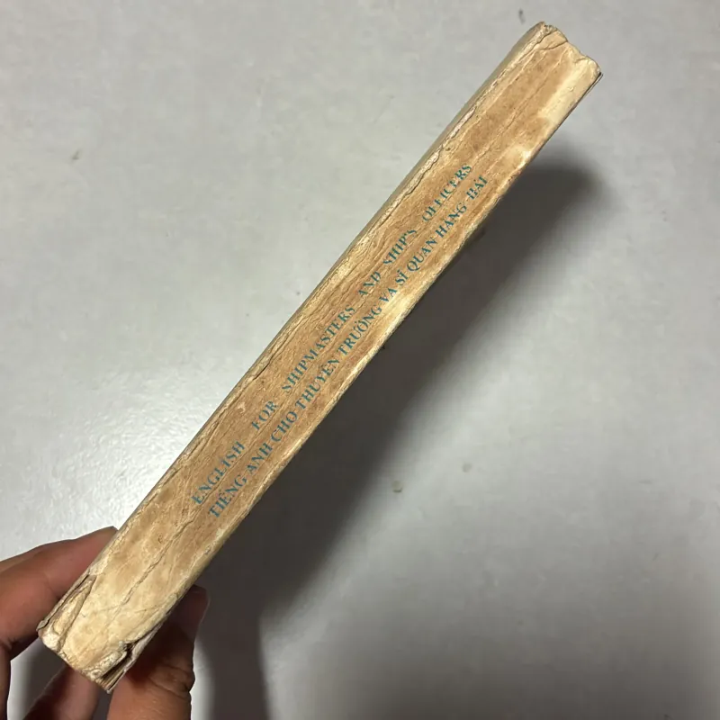 Tiếng Anh dành cho thuyền trưởng và sĩ quan hàng hải - 1991s 996688