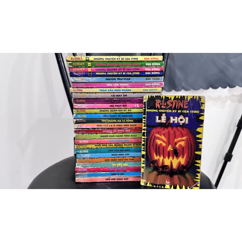 Những chuyện kỳ bí của Stine 785707