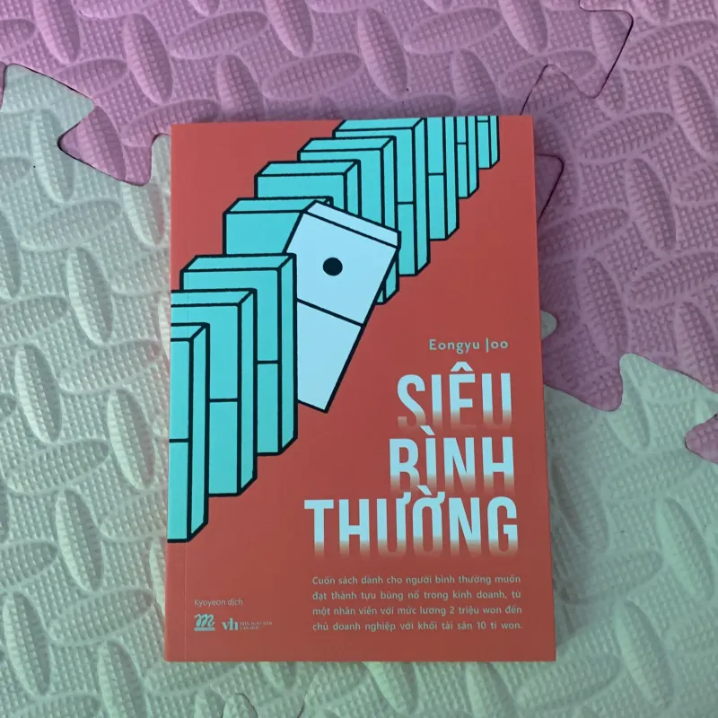 Siêu bình thường  747694