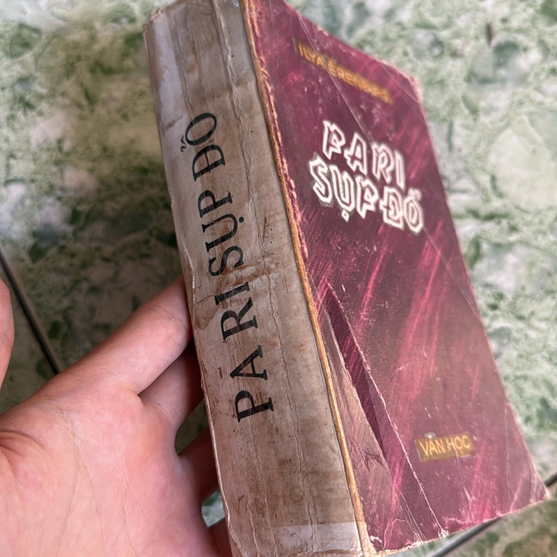 Pari sụp đổ 475676