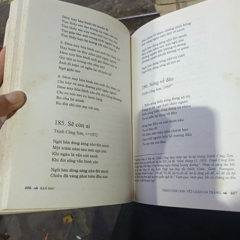 Trịnh Công Sơn Vết Chân Dã Tràng - Ban Mai  1020044