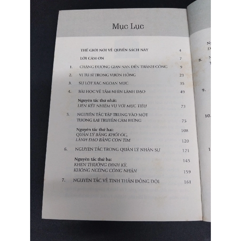 Thuật lãnh đạo từ vị tu sĩ bán chiếc Ferrari mới 70% ố vàng 2018 HCM1410 Robin Sharma QUẢN TRỊ 924109