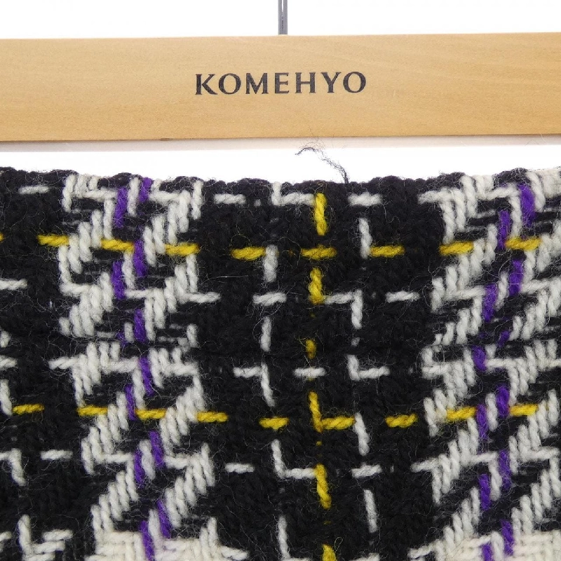 Chân váy MIU MIU - Hàng hiệu Chính hãng 818266