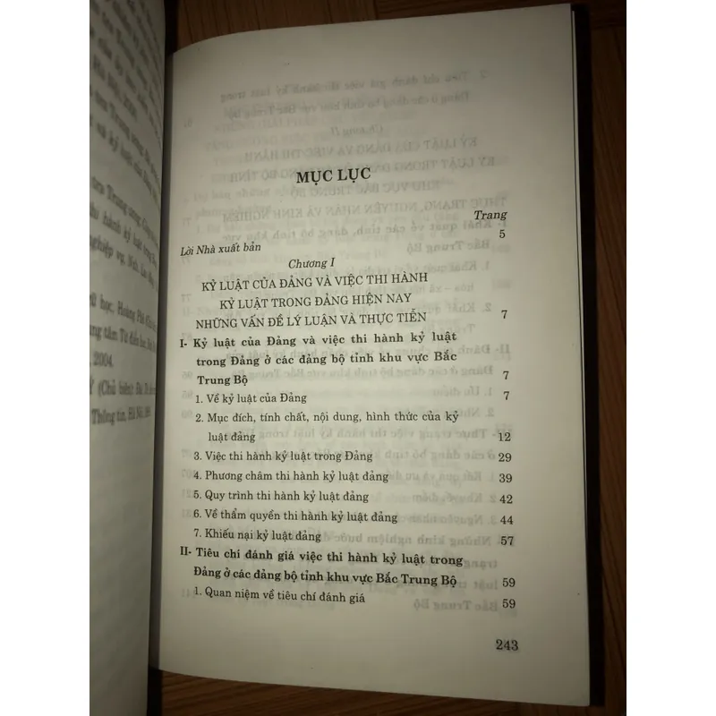Kỷ luật của Đảng và thi hành kỷ luật trong Đảng ở các Đảng bộ tỉnh khu vực BTB hiện nay  723059