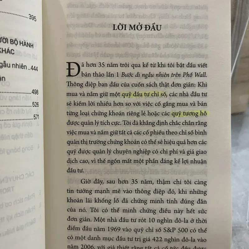 BƯỚC ĐI NGẪU NHIÊN TRÊN PHỐ WALL - THANH HUYỀN, THƯ TRANG 756218