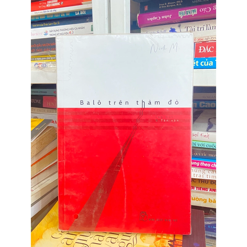 Balô Trên Thảm Đỏ - 	 Nick M 460013