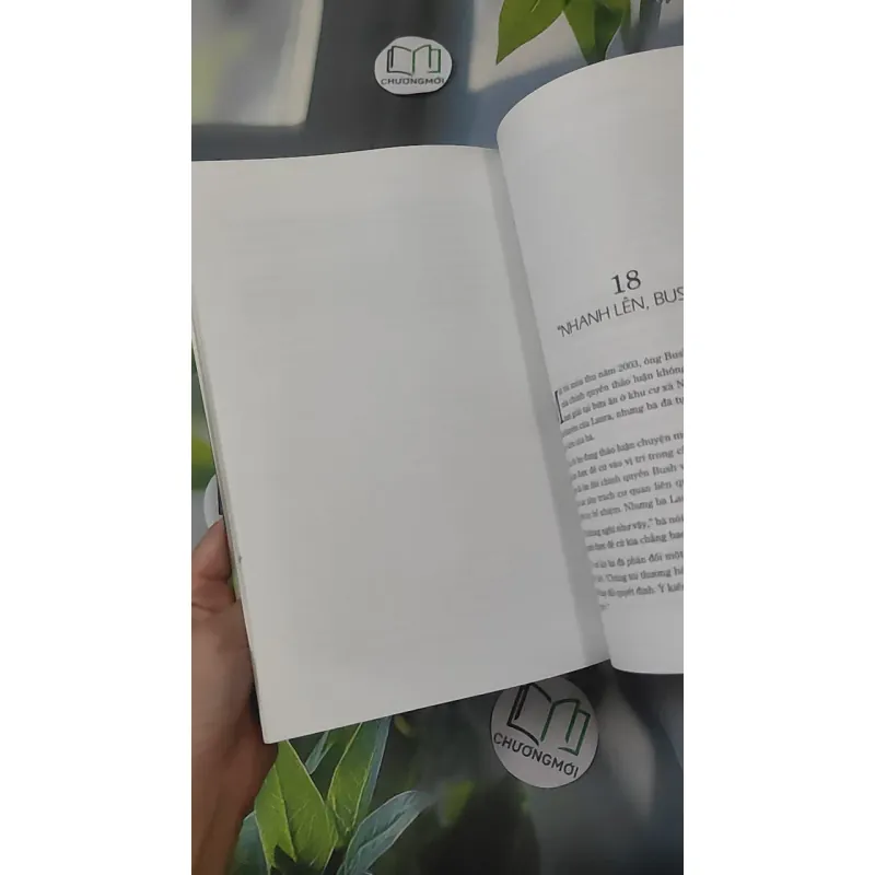 Laura Bush - Chân Dung Đệ Nhất Phu Nhân Nước Mỹ - Ronald Kessler 1018921