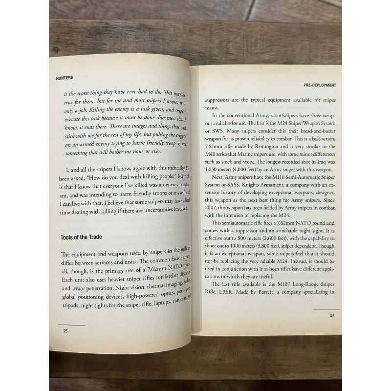 Hunters: U.S. Snipers in the War on Terror - Milo S. Afong 731968