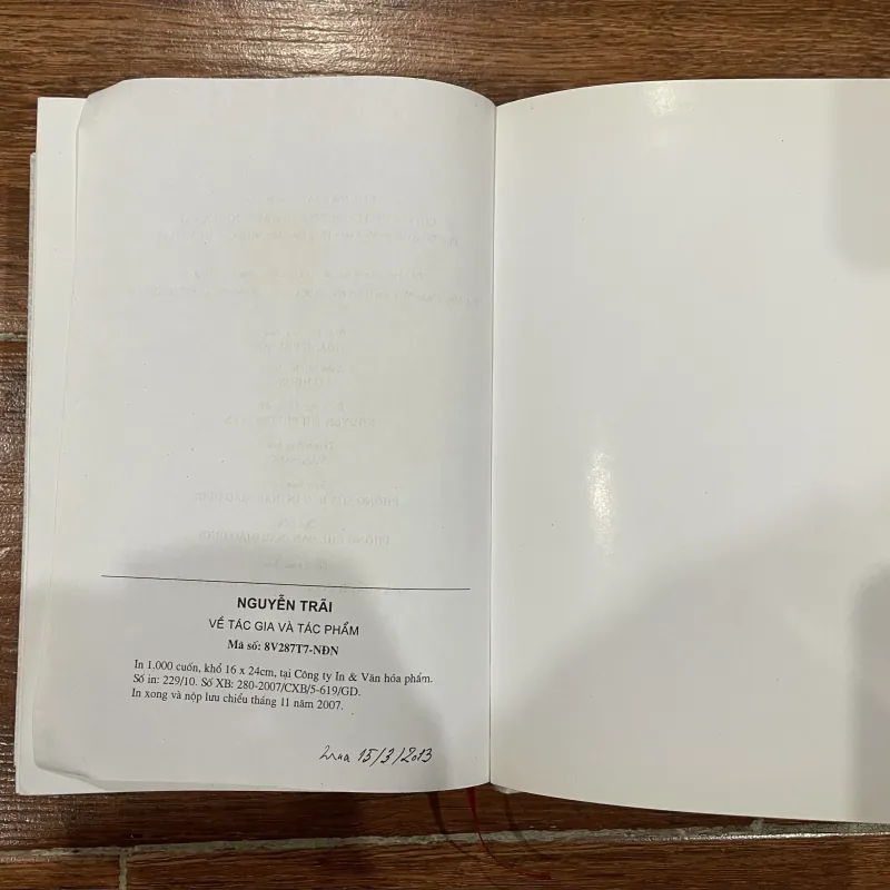 Nguyễn Trãi về tác gia và tác phẩm (10) 1002642