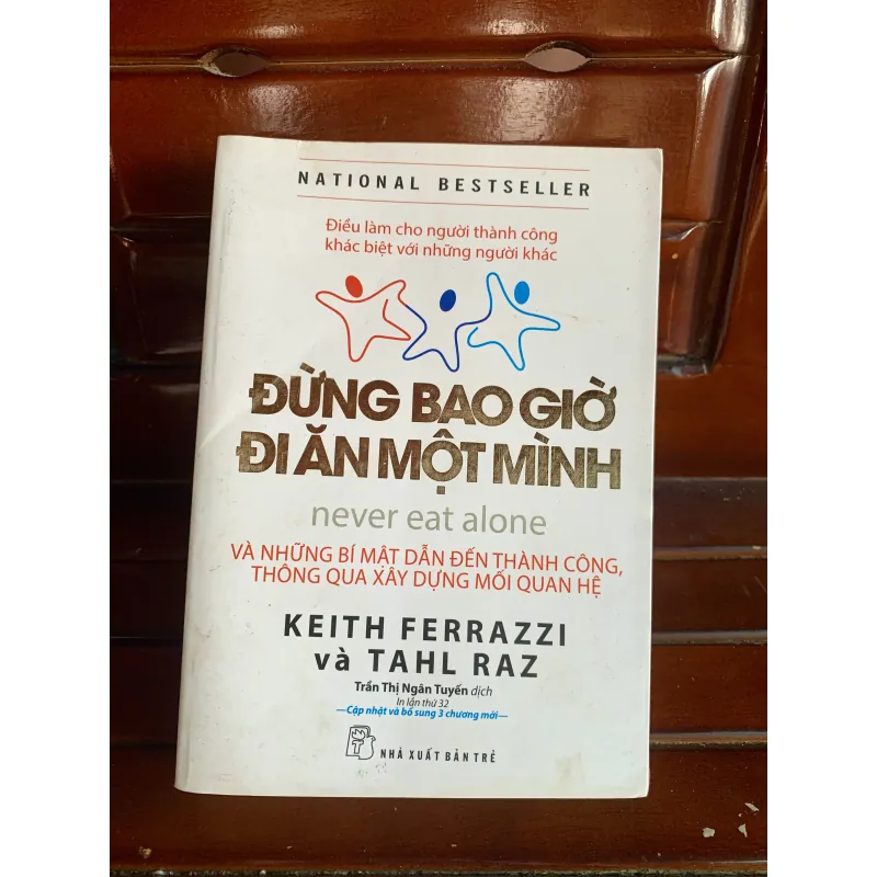 Đừng bao giờ đi ăn một mình 1000988