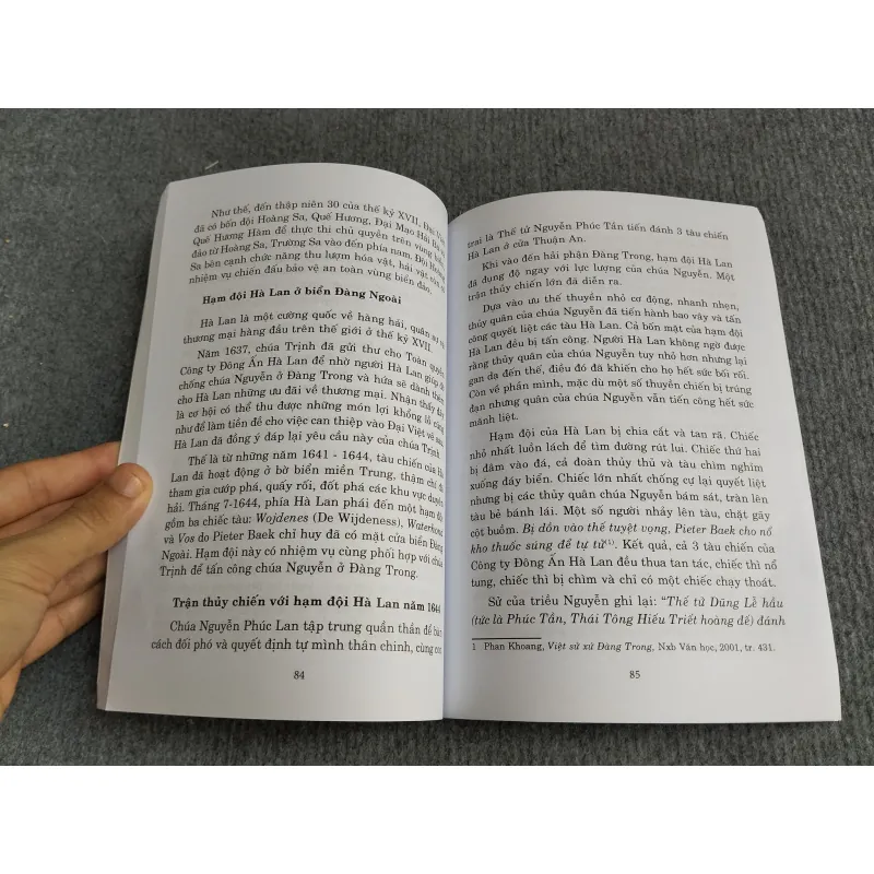 NHÌN RA BIỂN KHƠI 694833