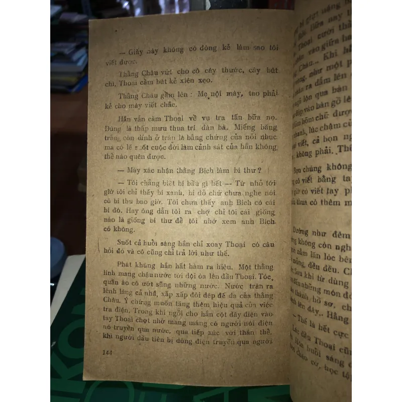 Người mẹ sinh cùng thế kỷ  786803