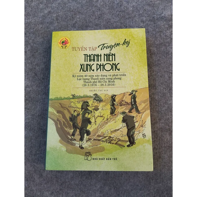 TUYỂN TẬP TRUYỆN KÝ THANH NIÊN XUNG PHONG 697711