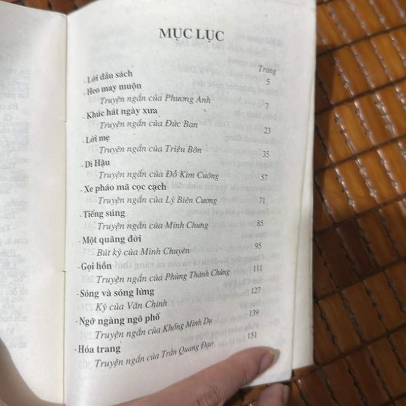 Cây bút vàng truyện ngắn - ký chọn lọc 507712