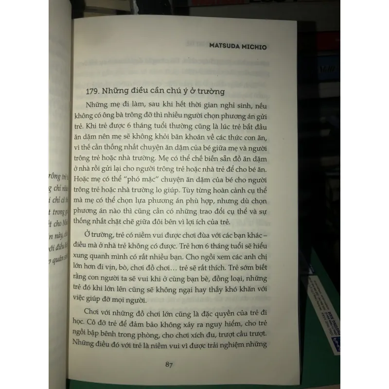 Bách khoa toàn thư nuôi dạy trẻ tập 2 Từ 5 tháng đến 18 tháng tuổi - Matsuda Michio 936680