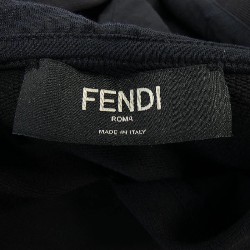 Áo khoác FENDI - Hàng hiệu Authentic 900735