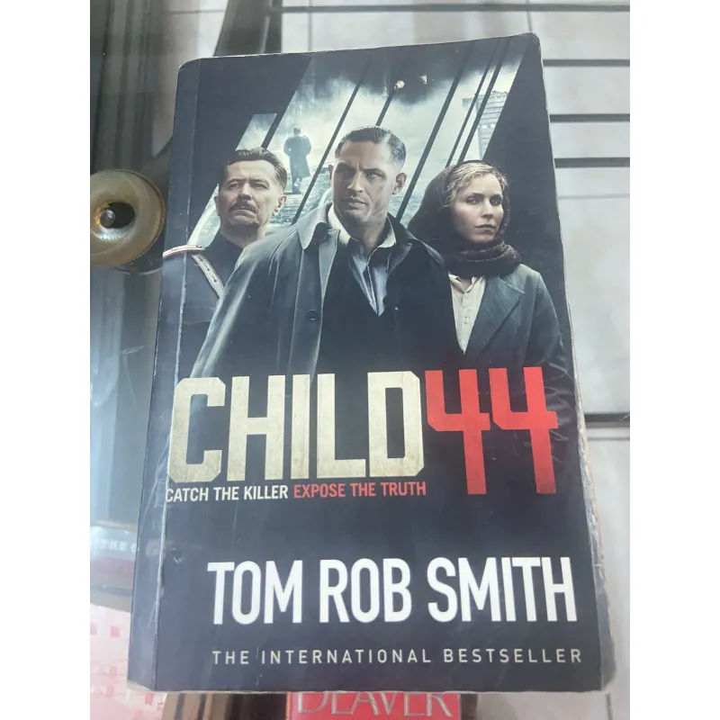Child 44 - Tom Rob Smith  1017638