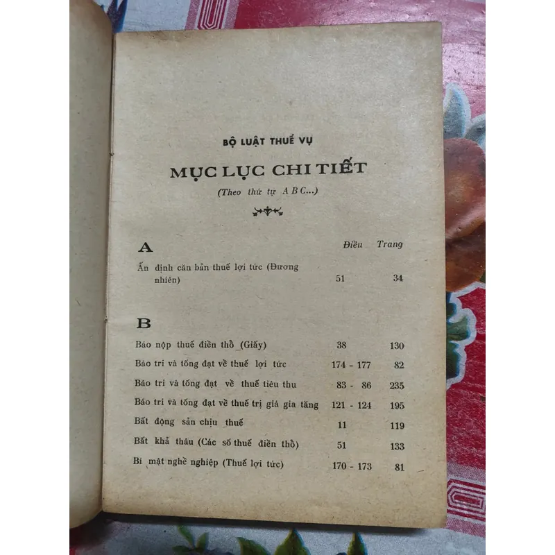 Bộ Luật Thuế Vụ-Khai Trí xuất ban-Độc bản và giá trị cao 732530