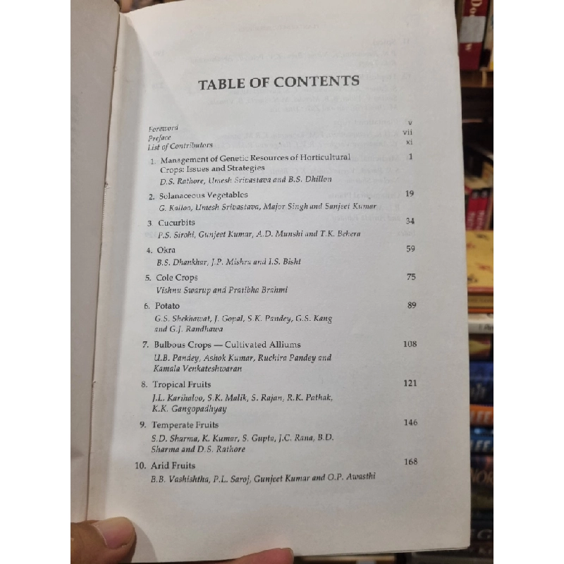 Plant Genetic Resources : Horticultural Crops (Editors : B.S. Dhillon, R.K. Tyagi, S. Saxena, G.J. Randhawa) 450149