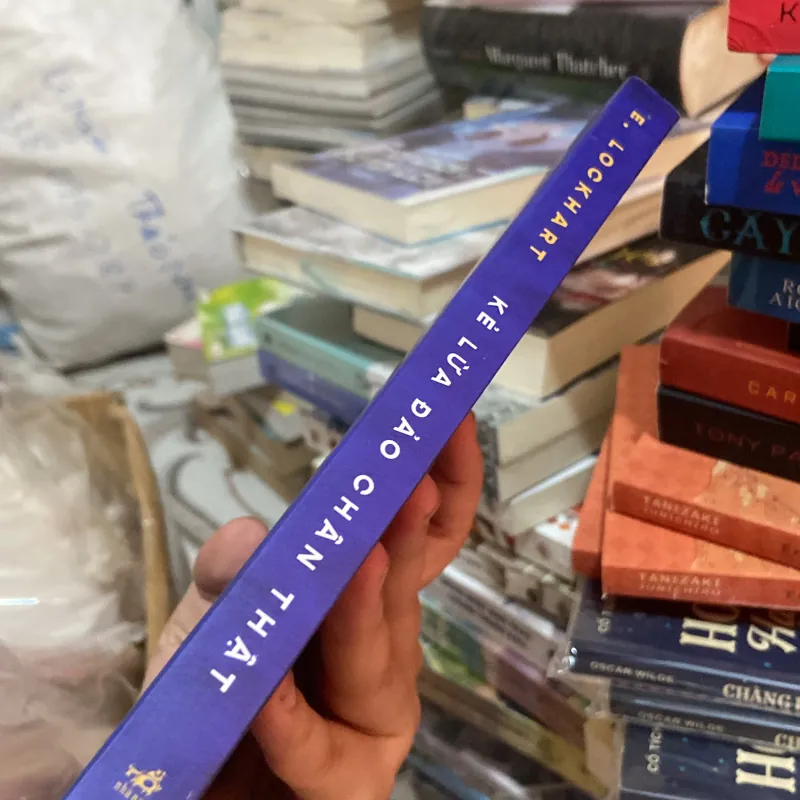 (Trinh thám) - Kẻ lừa đảo chân thật - E. lockhart 1003050