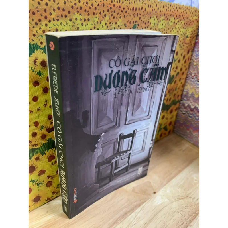 Cô Gái Chơi Dương Cầm - Elfriede Jelinek 926357