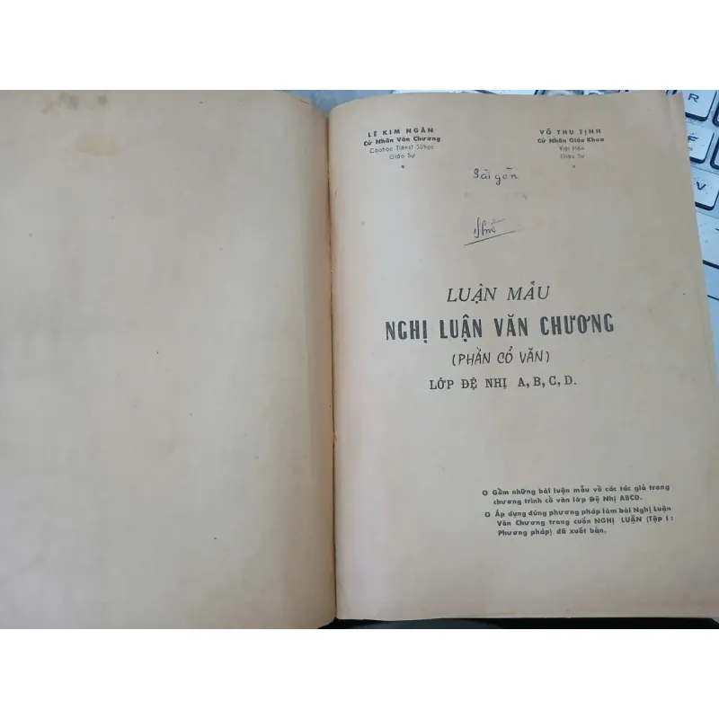 NGHỊ LUẬN QUỐC VĂN LUYỆN THI TÚ TÀI I - TẬP 2 687913