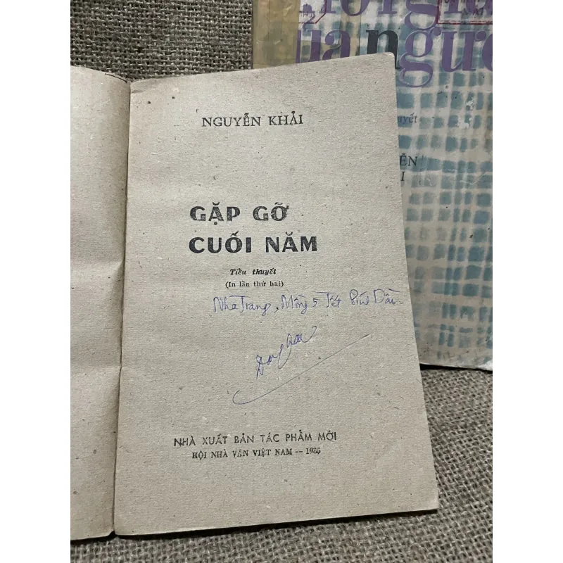 Gặp gỡ cuối năm - thời gian của người- Nguyễn Khải  933026