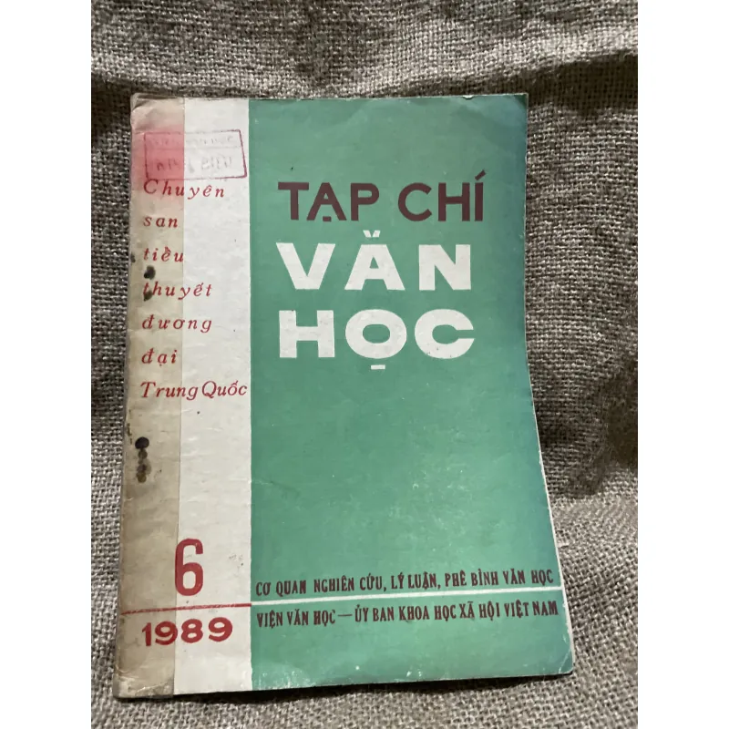 Tọa chí Văn học - chuyên san về văn học đương đại Trung Quốc - khổ lớn  999350