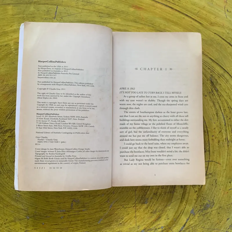 FATEFUL -  LAUDIA GRAY  1029332