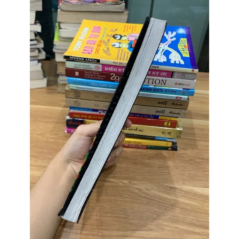 Tỏa sáng từ những khát vọng cháy bỏng – Phan Thế Hải, Trần Thị Lý, Nguyễn Huy Du 576217