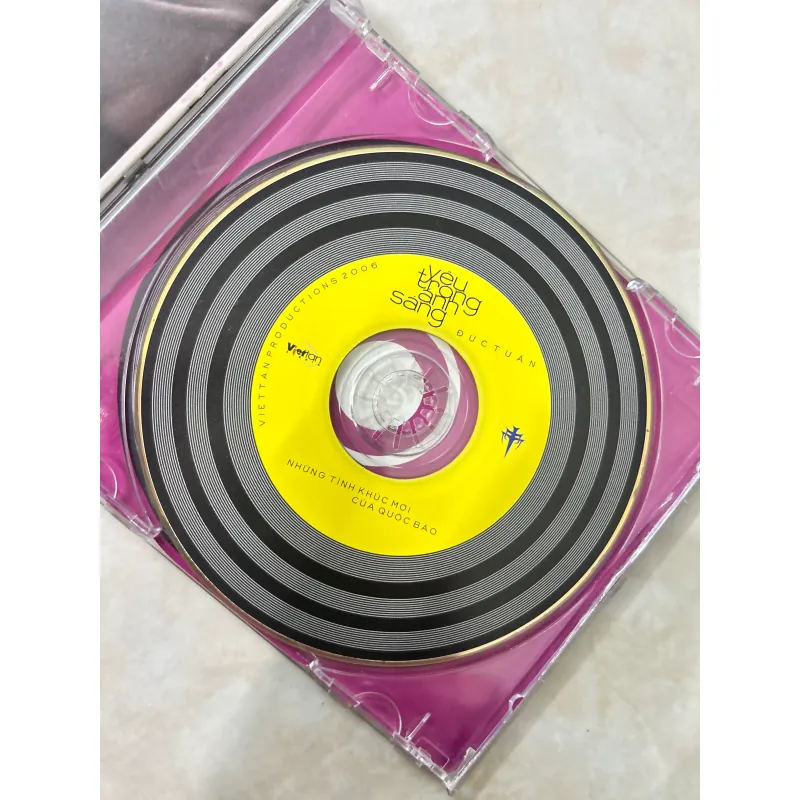 CD Đức Tuấn - Yêu trong ánh sáng 997771