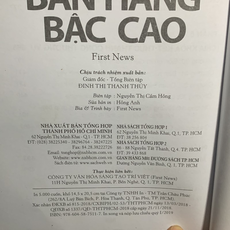 Sách kinh doanh: Nghệ Thuật Bán Hàng Bậc Cao-mới 85% 149488