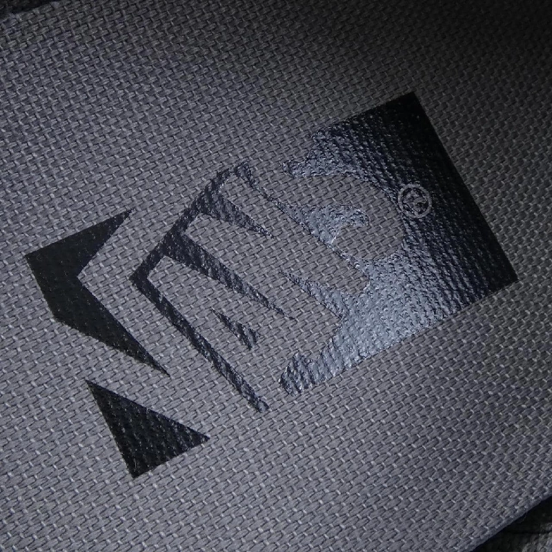 Giày thể thao VANS - Hàng hiệu Authentic 907409