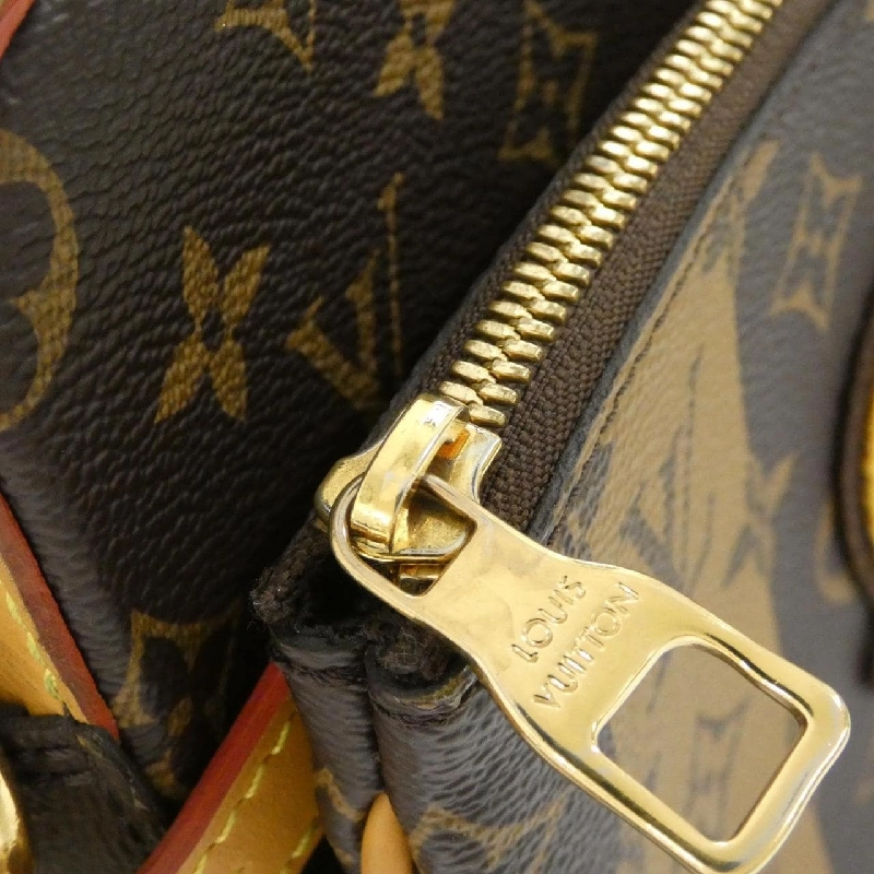 Túi đeo chéo Louis Vuitton Monogram Stripe (LV Squared) Trio Messenger M45965 612578